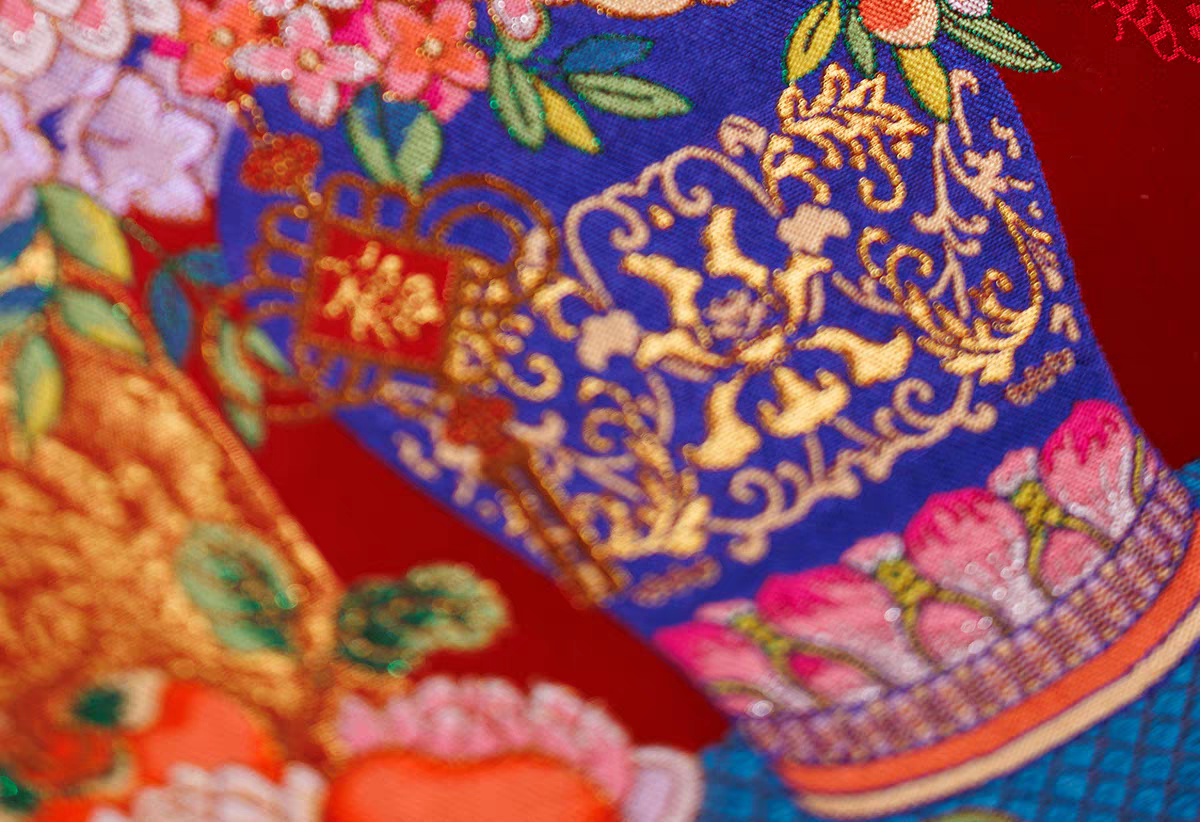 Blooming Prosperity | Chinese Original Painting | Magic Bear Art
